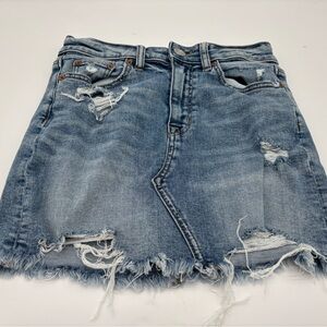 American eagle blue jeans mini skirt sz 2‎